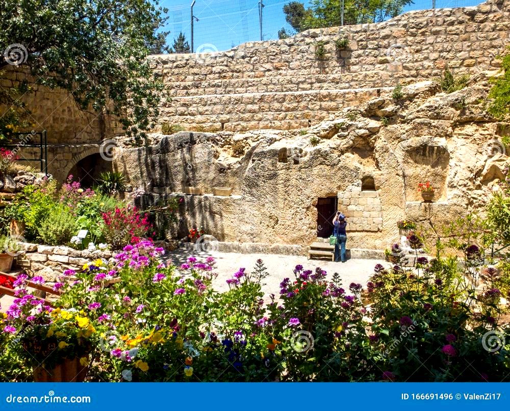 קברים בעיר קברים בעיר